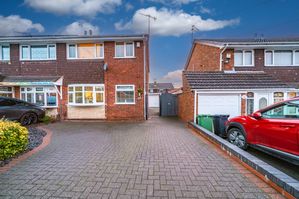 Photo 33- click for photo gallery